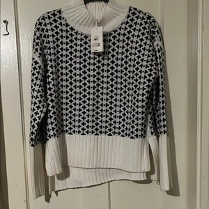 Women's Black and White Sweater